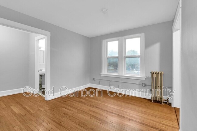 Foto del edificio - 870 Lafayette Ave