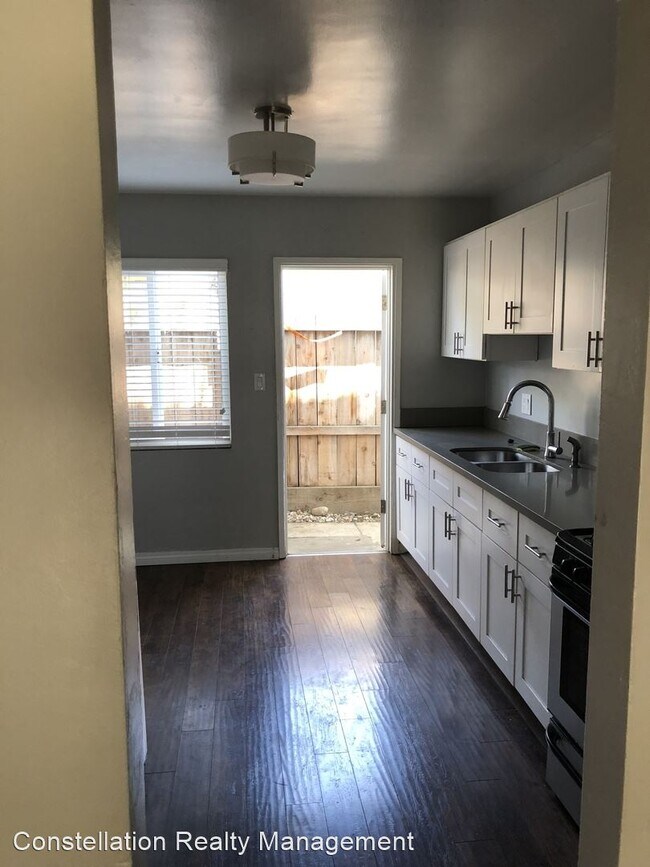 Foto del edificio - 4110-4124.5-41245 32nd St