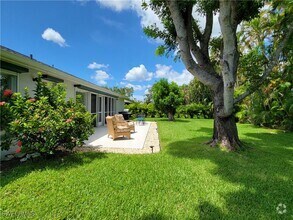 Building Photo - 237 SW 47th St