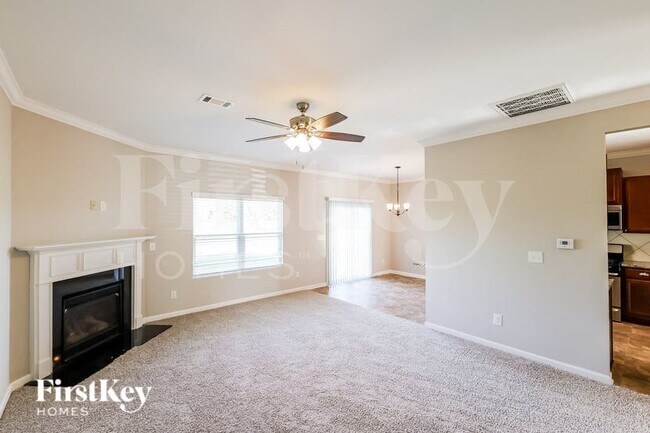 Foto del edificio - 4459 Brookshire Cir
