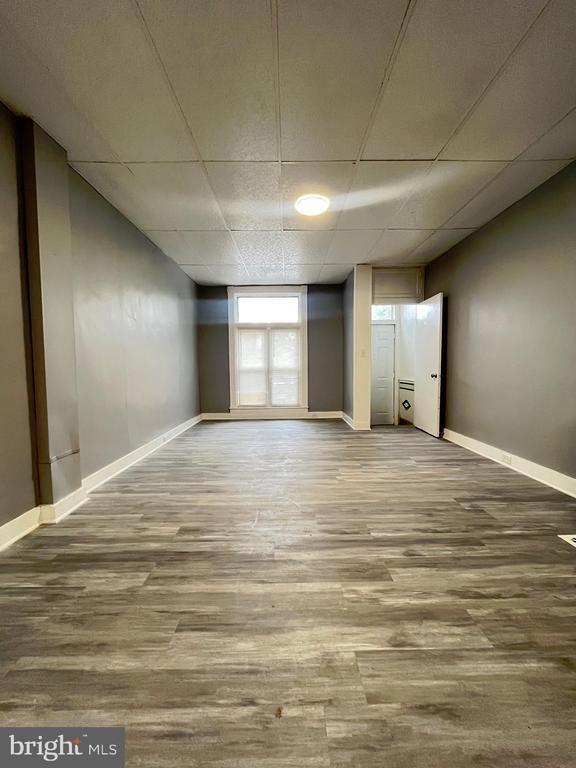 Foto del edificio - 639 N Kenwood Ave