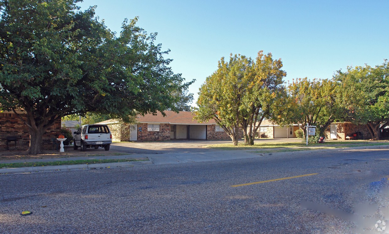 Primary Photo - 1609-1613 38th St