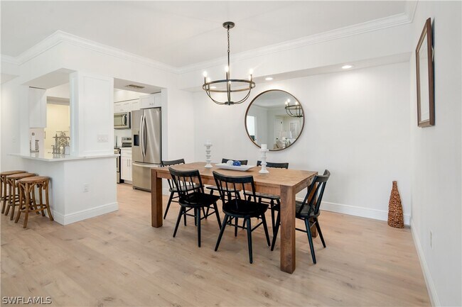 Foto del edificio - 776 Willowbrook Dr