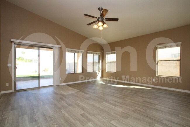 Foto del edificio - 12238 W Ironwood St