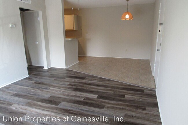 Building Photo - 1 br, 1 bath House - 1700 SW 16th Court, U...