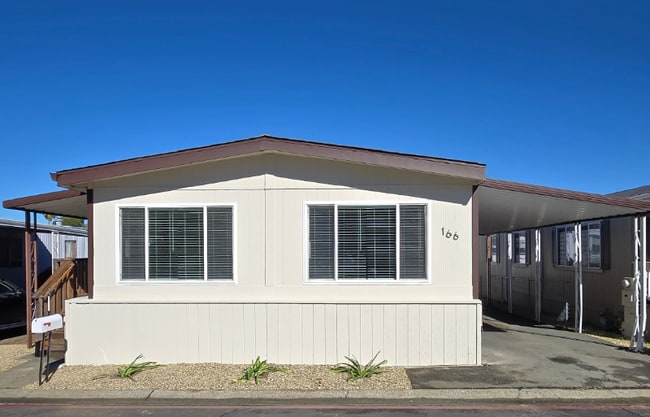 Building Photo - 2525 Flosden Rd Building Photo - 2525 Flosden Rd