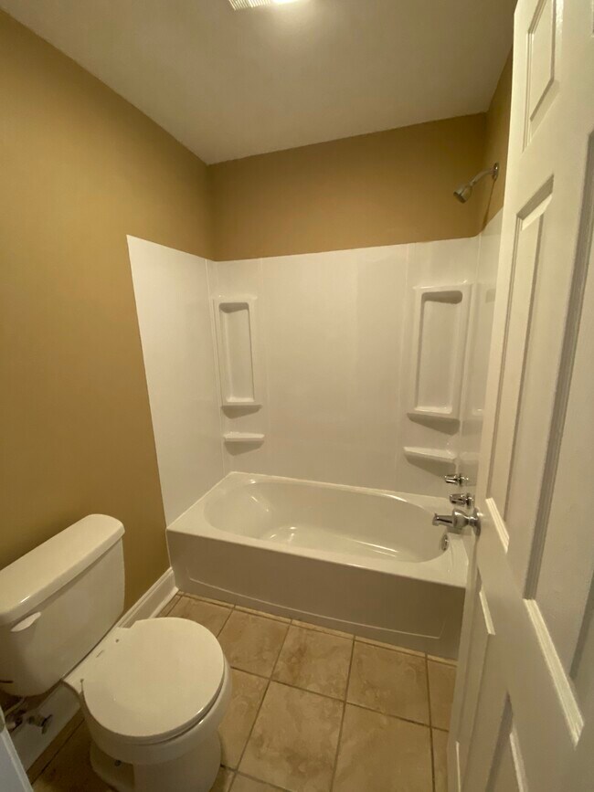 106 N Carter St Unit 9, Hammond, LA 70401 Apartments in Hammond, LA