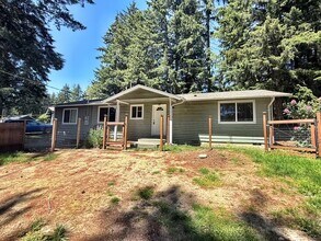 Building Photo - 13590 NW Coho Run