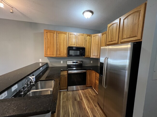 Foto del edificio - 641 Gap Creek Dr