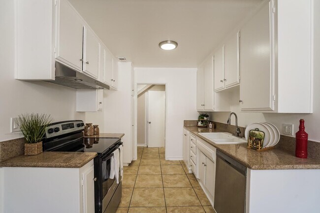 Foto del edificio - 220 E Live Oak St
