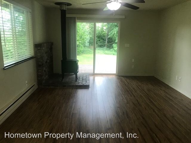 Building Photo - 3 br, 2 bath House - 2420 Westlake Dr SE