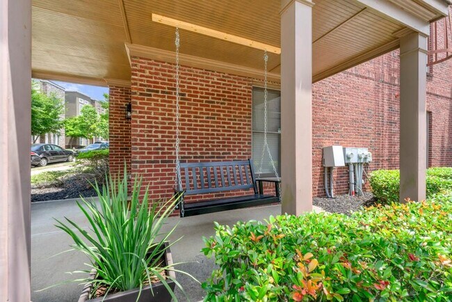 Foto del edificio - 750 Liberty Commons Dr NW