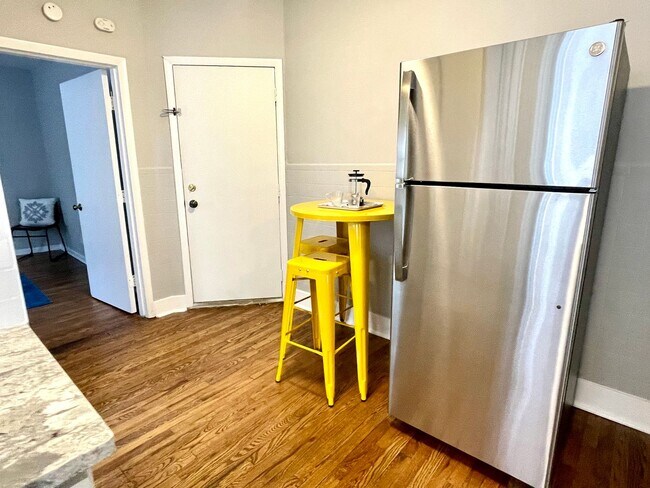 Foto del edificio - 2117 Maury Ave