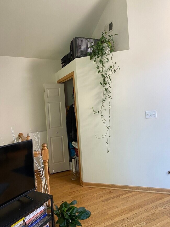 Foto del edificio - 1543 W Thomas St