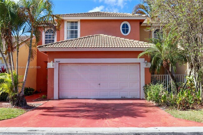 Foto del edificio - 5660 NW 120th Terrace