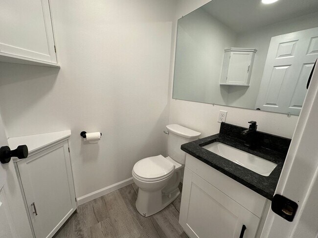 Foto del edificio - 1527 Santiam Hwy SE