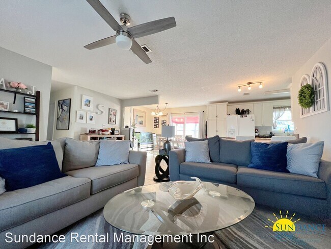 Foto del edificio - 3 br, 2 bath House - 411 Fleetwood Drive