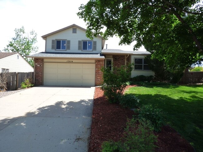 $0 DEPOSIT OPTION. TRI-LEVEL HOME IN SE AURORA - $0 DEPOSIT OPTION.  TRI-LEVEL HOME IN SE AURORA