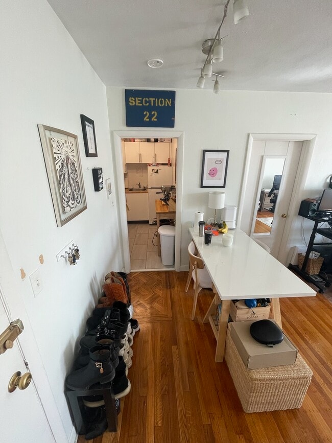 Foto del edificio - 922 Beacon St