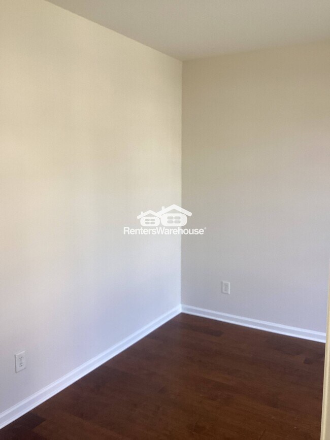 Foto del edificio - 2448 Brynfield Cove