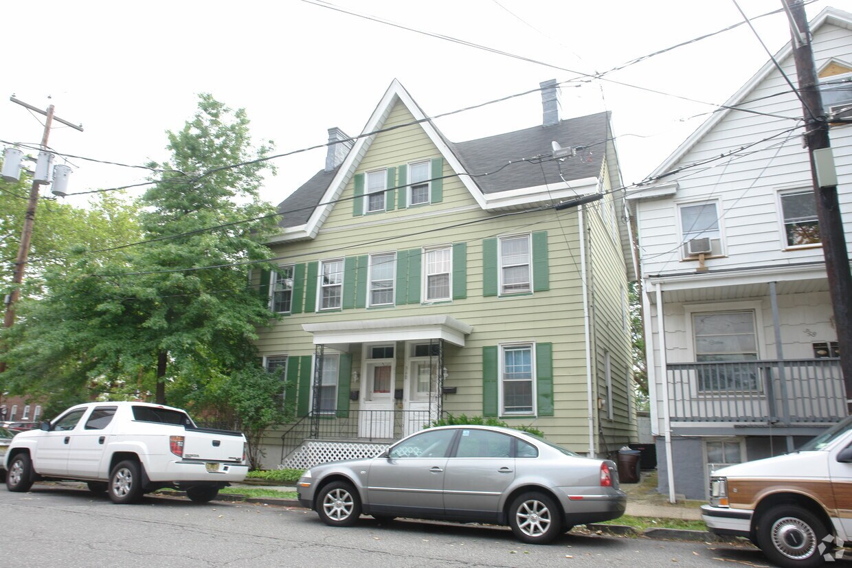 360 Mechanic St, Perth Amboy, NJ 08861 Apartments in Perth Amboy, NJ