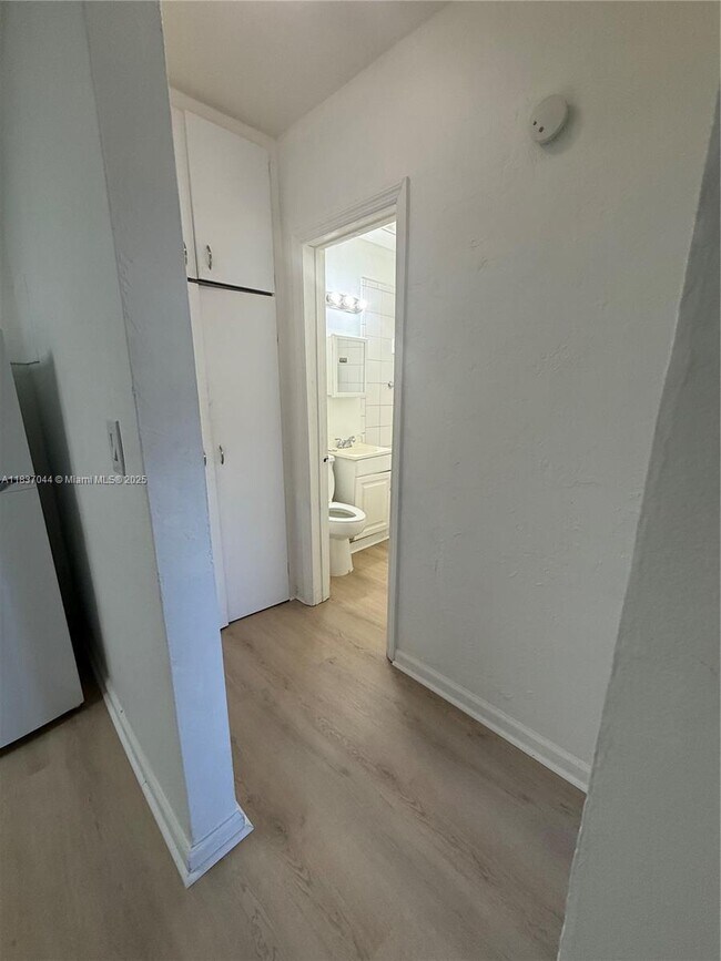 Foto del edificio - 1845 Pembroke Rd