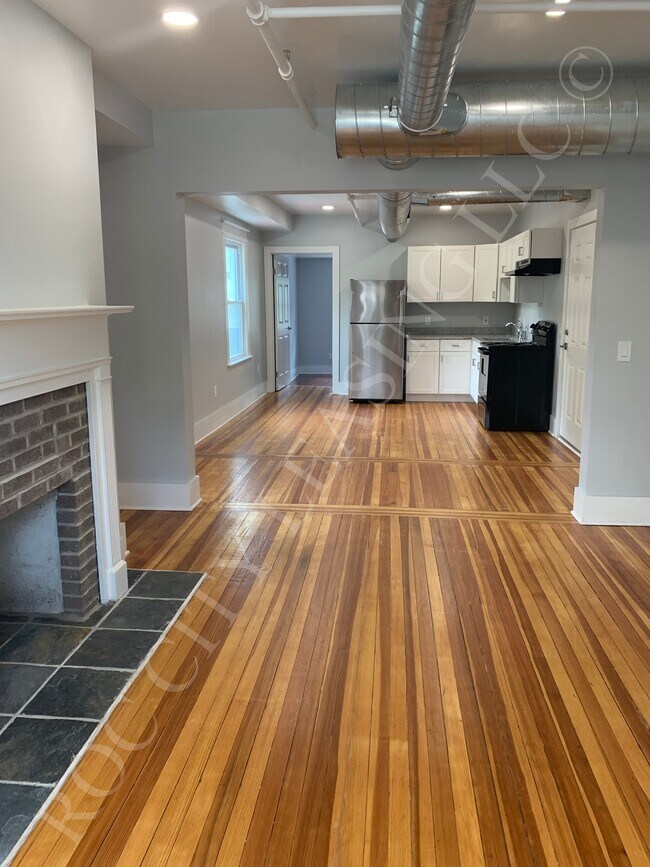 Foto del edificio - 965 Monroe Ave