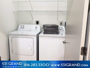 One-bedroom laundry area - 531 Grand