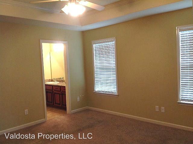 Building Photo - 2230 Chattooga Dr