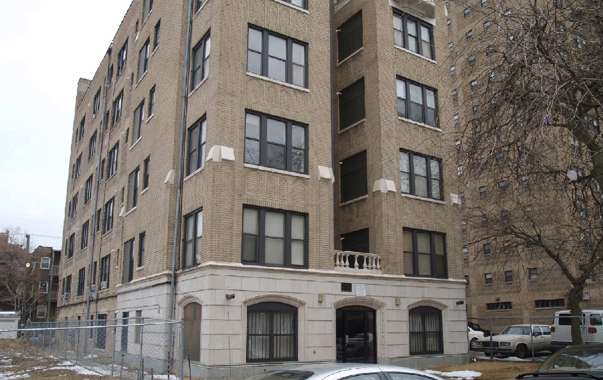 South Shore Manor Apartments Chicago, IL