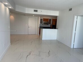 Building Photo - 18800 NE 29th Ave