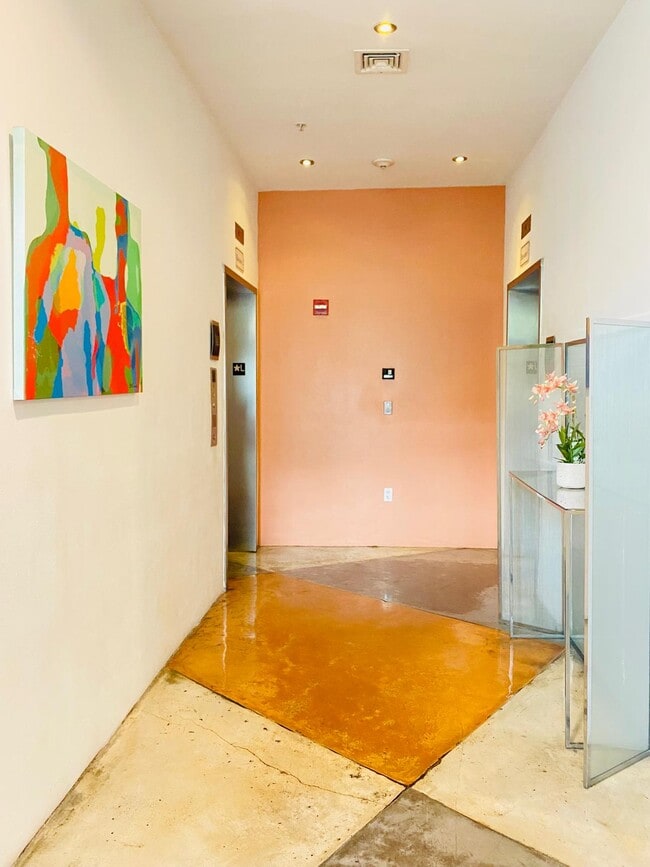Foto del edificio - 234 NE 3rd St