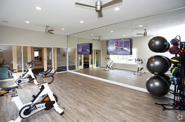 Fitness Center - Woods of Castleton