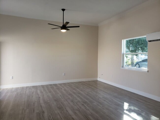 Foto del edificio - 224 6th St SW