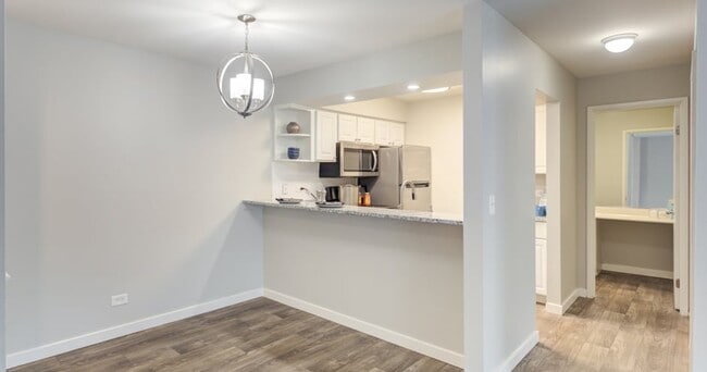 Building Photo - Briarbrook