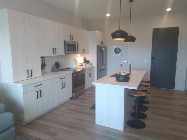 Foto del edificio - 3022 Fieldhouse Cir