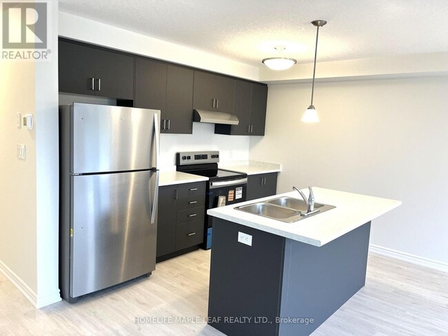 Building Photo - 375 Benninger Dr