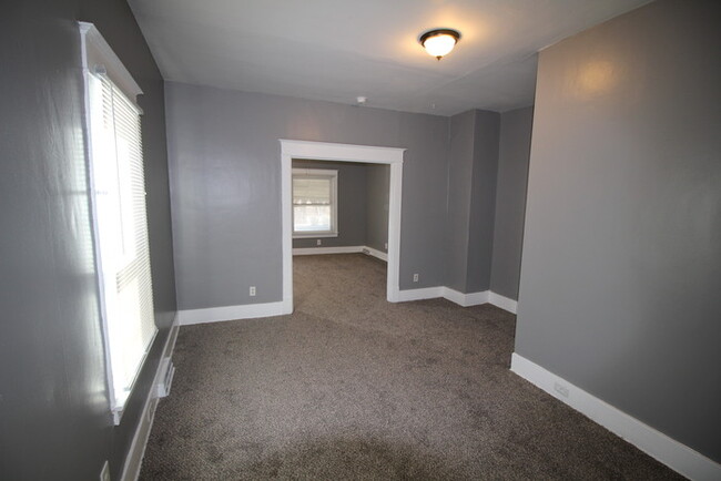 Foto del edificio - 3 Bedroom House Close to U OF L