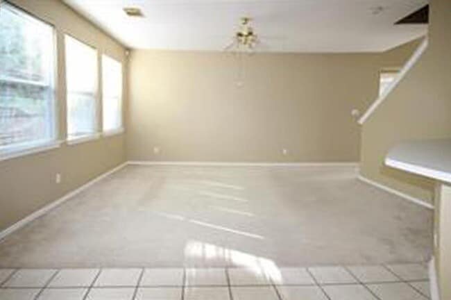 Building Photo - 63 Ledgestone Pl