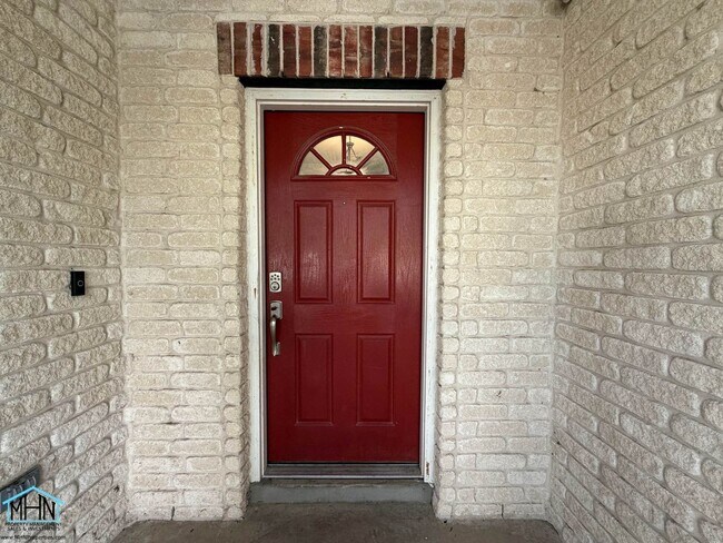 Foto del edificio - 518 Willow Grove Dr