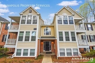 Building Photo - 704 Southern Hills Dr