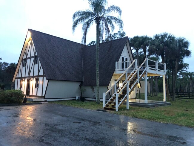 Building Photo - 2440 Brandywine Ln