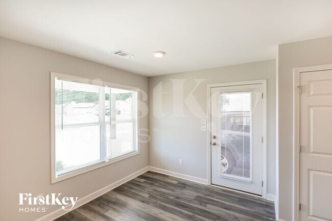 Foto del edificio - 5997 73rd E Pl