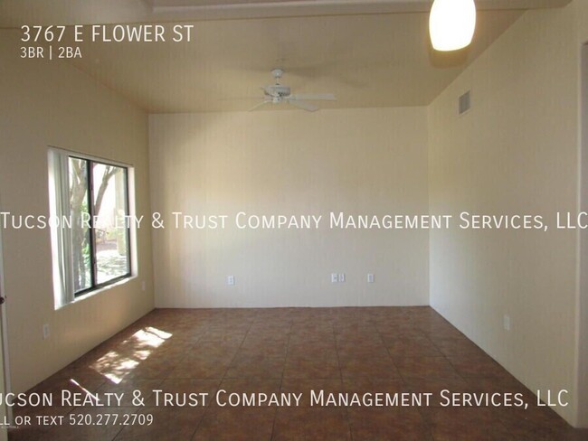 Foto del edificio - 3767 E Flower St
