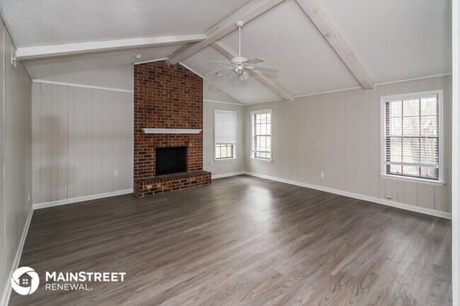 Foto del edificio - 6327 Bent Oak Ln