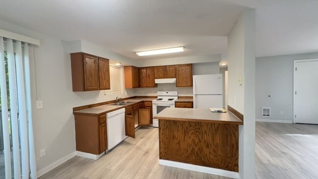 Foto del edificio - 63-65 NE 7th St