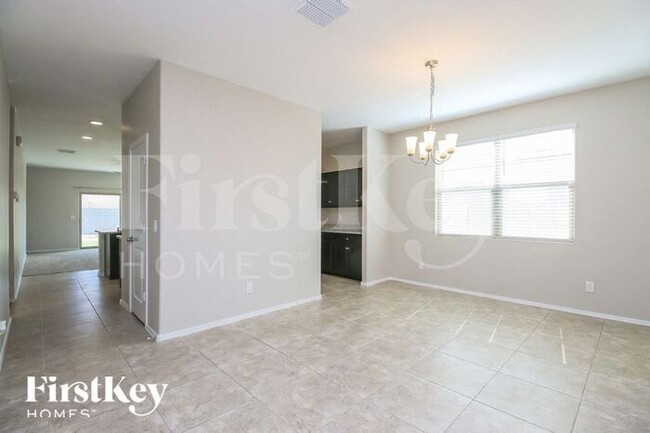 Foto del edificio - 10423 E Lupine Ln