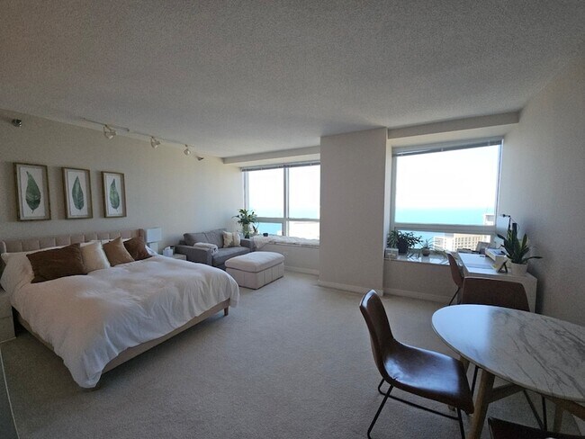 Foto del edificio - 512 N McClurg Ct