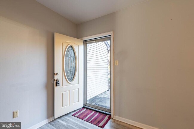Foto del edificio - 112 Windham Ct