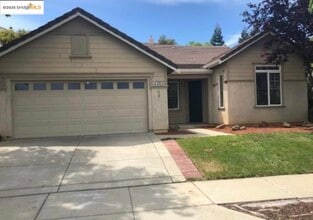 Building Photo - 625 Eastwood Ct